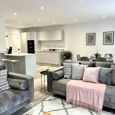 Vila Luxury 3 Bed House W Parking & Garden! 1 Bournemouth Exteriér fotografie