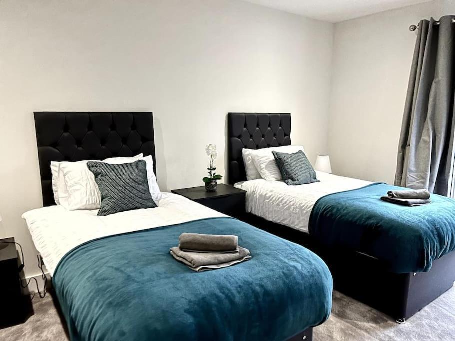 Vila Luxury 3 Bed House W Parking & Garden! 1 Bournemouth Exteriér fotografie