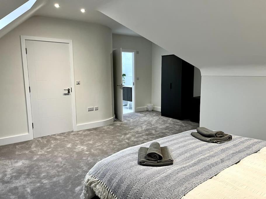 Vila Luxury 3 Bed House W Parking & Garden! 1 Bournemouth Exteriér fotografie