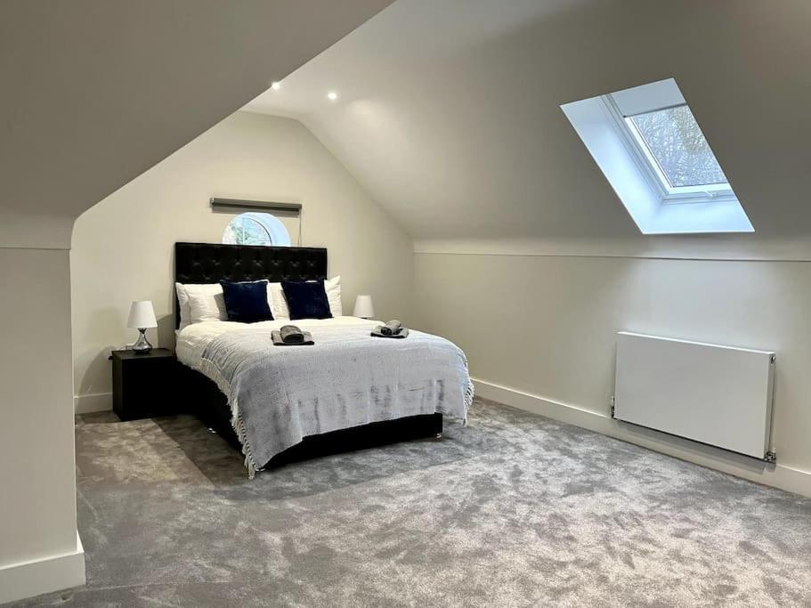 Vila Luxury 3 Bed House W Parking & Garden! 1 Bournemouth Exteriér fotografie
